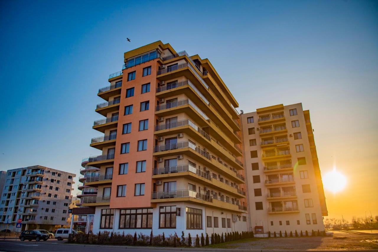 Appartamento Summerland Luxury Velvet Front Sea View Mamaia Esterno foto