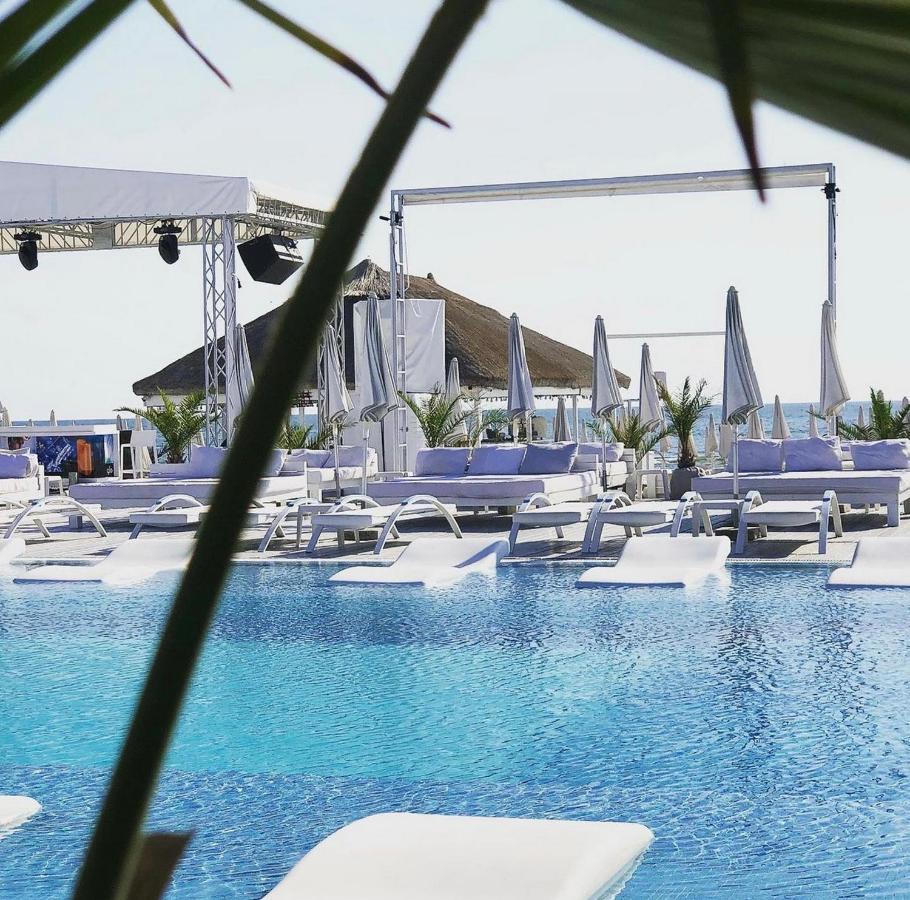 Appartamento Summerland Luxury Velvet Front Sea View Mamaia Esterno foto